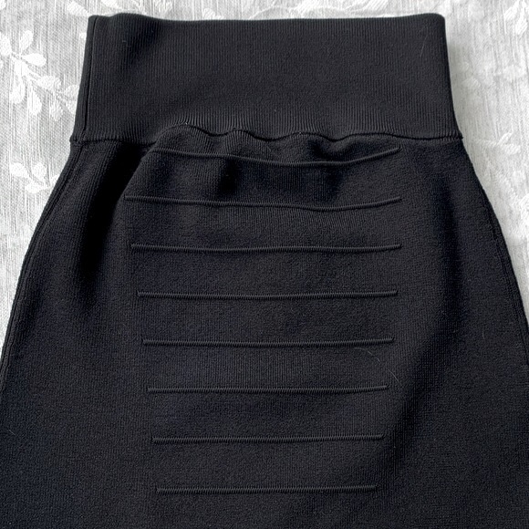 Guess by Marciano size XXS bandage skirt - Picture 11 of 11